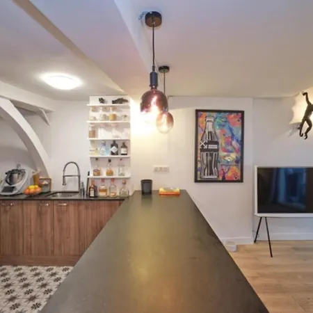 Joli T2 Sur Chez Pierre Antonius