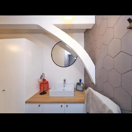 Joli T2 Sur Chez Pierre Antonius Apartman *